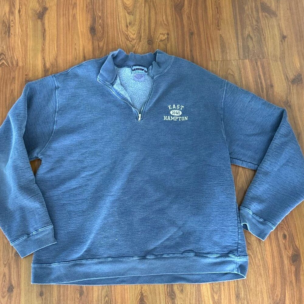 Breezin' Up East Hampton embroidered navy distressed half zip sweatshirt L